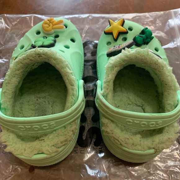 Crocs toddler size 6 - Picture 2 of 5